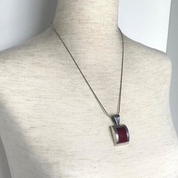Solid Sterling Silver 925 Curved Sim Red Jasper Pendant Necklace 20" Snake Chain - Picture 7 of 16